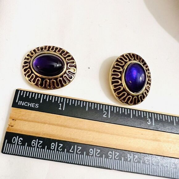 Vintage Galleria Gripoix Earrings Clip On Purple Glass Enamel Gold Oval 4624 - Picture 10 of 11